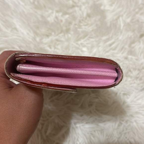 Auth. Louis Vuitton Multicolor Sarah Wallet - Picture 17 of 17